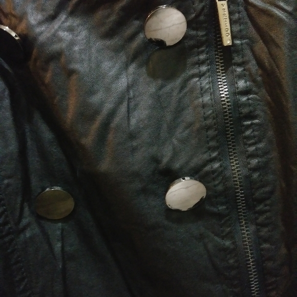 🔽$100 - NWT Vertigo Paris faux leather jacket - Picture 3 of 4